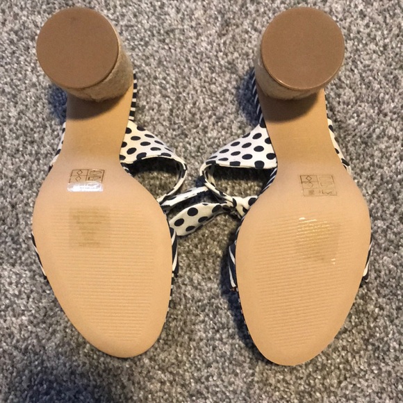 NWOT Navy and White JCrew Heels - Picture 4 of 4